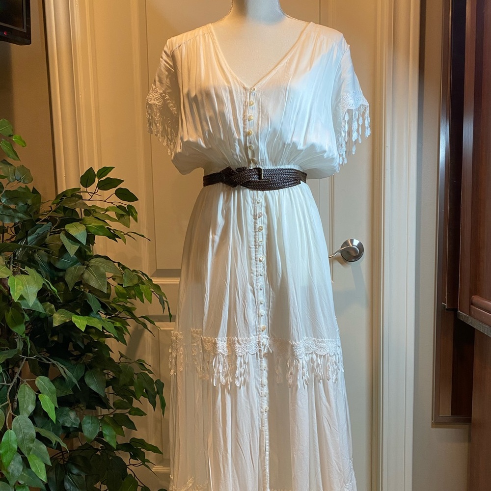 White maxi dress